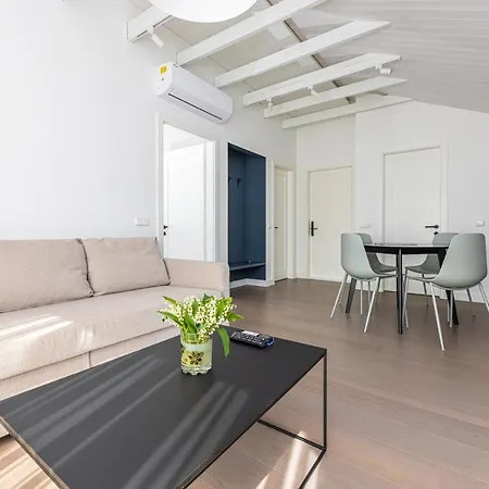 Апартаменти Zilviciu G. 5 *